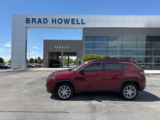 Used 2022 Jeep Compass Latitude w/ Sun and Sound Group image 1