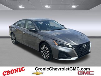 Used 2025 Nissan Altima 2.5 SV image 1