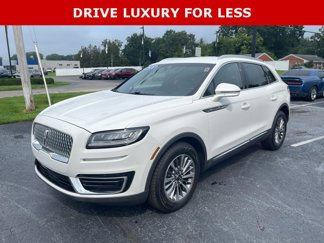 Used 2020 Lincoln Nautilus Premier w/ Equipment Group 101A image 1