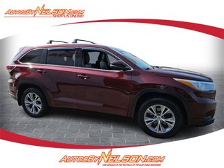 Used 2015 Toyota Highlander XLE image 1