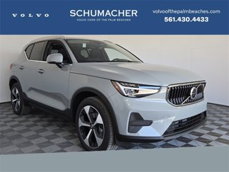 New 2025 Volvo XC40 B5 Core image 1