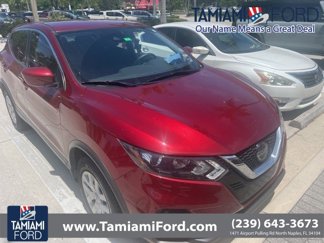 Used 2020 Nissan Rogue Sport S image 1