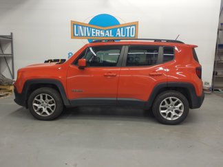 Used 2016 Jeep Renegade Latitude w/ Cold Weather Group image 1