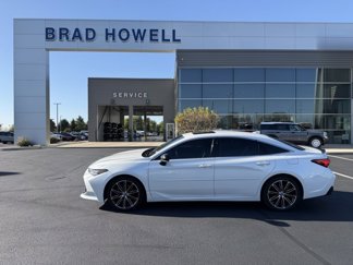 Used 2019 Toyota Avalon Touring w/ Advanced Safety Package video 1