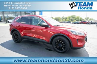 Used 2022 Ford Escape SE w/ Cold Weather Package image 1