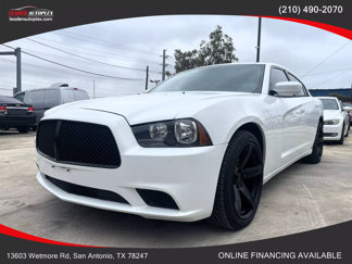 Used 2014 Dodge Charger SE image 1