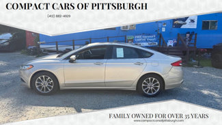 Used 2017 Ford Fusion SE w/ Fusion SE Technology Package image 1