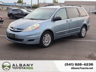 Used 2008 Toyota Sienna CE image 1
