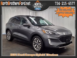 Used 2022 Ford Escape Titanium image 1
