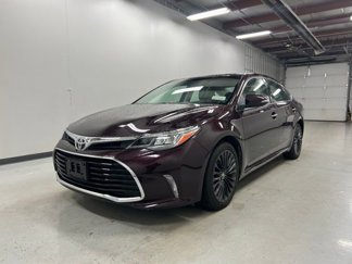 Used 2016 Toyota Avalon Touring image 1