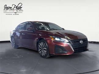 Used 2023 Nissan Altima 2.5 SV image 1