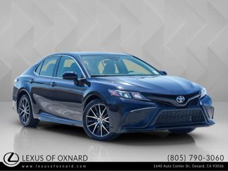 Used 2021 Toyota Camry SE image 1