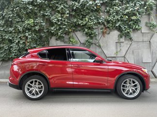 Used 2018 Alfa Romeo Stelvio Ti Sport image 1