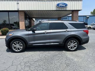 Used 2022 Ford Explorer XLT w/ Equipment Group 202A image 1