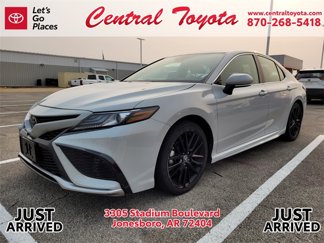 Used 2023 Toyota Camry XSE image 1