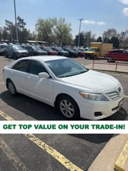 Used 2011 Toyota Camry image 1