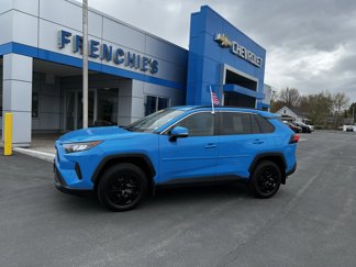 Used 2019 Toyota RAV4 LE image 1
