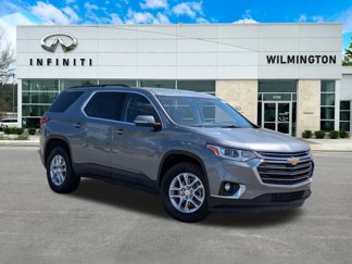 Used 2021 Chevrolet Traverse LT image 1