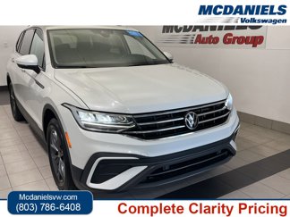 Certified 2023 Volkswagen Tiguan SE w/ Panoramic Sunroof Package image 1
