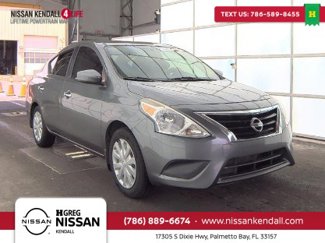 Used 2016 Nissan Versa SV image 1