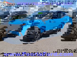 Used 2025 Nissan Kicks SR image 1
