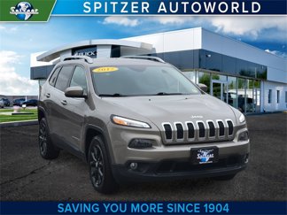 Used 2017 Jeep Cherokee Latitude w/ Cold Weather Group image 1