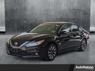 Used 2016 Nissan Altima 2.5 SL w/ 2.5 Technology Package image 1