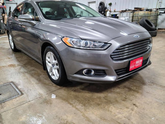 Used 2013 Ford Fusion SE image 1