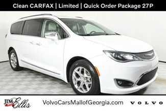 Used 2018 Chrysler Pacifica Limited image 1