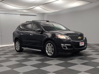 Used 2015 Chevrolet Traverse LT w/ Style and Technology Package image 1
