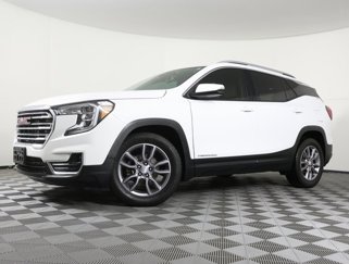Used 2022 GMC Terrain SLT w/ Infotainment Package II image 1