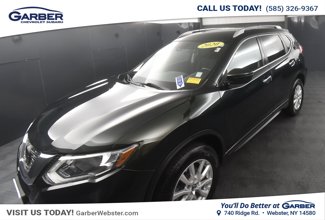 Used 2020 Nissan Rogue SV image 1