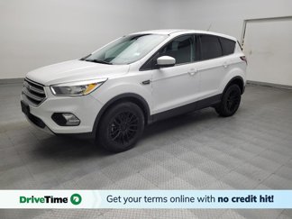 Used 2017 Ford Escape SE image 1