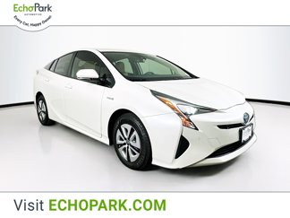Used 2017 Toyota Prius Two image 1