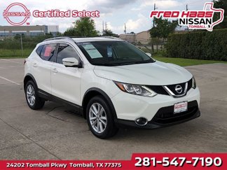 Certified 2017 Nissan Rogue Sport SV w/ SV Premium Package image 1