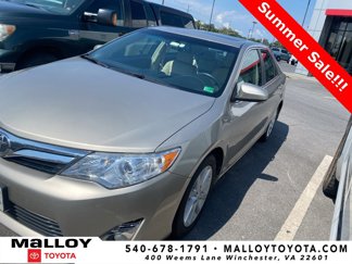 Used 2014 Toyota Camry XLE image 1