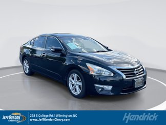 Used 2015 Nissan Altima 2.5 SV w/ Convenience Package image 1