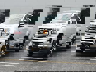 Used 2015 GMC Canyon SLE w/ All-Terrain Package image 1