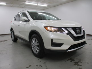 Used 2018 Nissan Rogue SV image 1