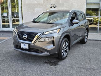 Used 2023 Nissan Rogue SV image 1