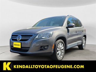Used 2011 Volkswagen Tiguan SE image 1