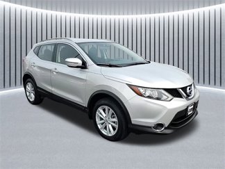 Used 2017 Nissan Rogue Sport SV w/ SV All-Weather Package image 1