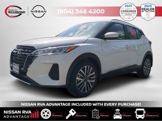 Used 2024 Nissan Kicks SV image 1