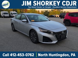 Used 2023 Nissan Altima 2.5 SV image 1