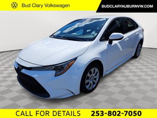 Used 2020 Toyota Corolla LE image 1