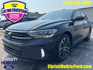 Used 2023 Volkswagen Jetta Sport image 1