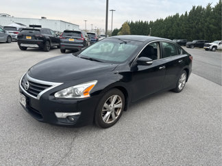 Used 2013 Nissan Altima 2.5 SL w/ Technology Pkg image 1