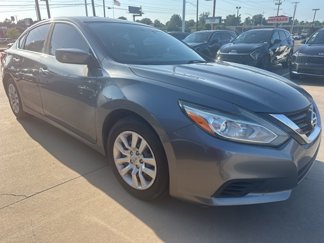 Used 2016 Nissan Altima 2.5 S image 1