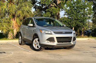 Used 2016 Ford Escape SE image 1