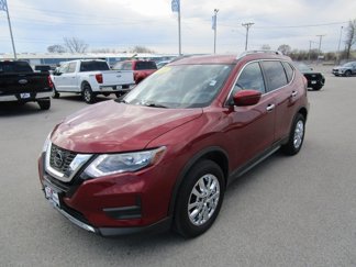 Used 2019 Nissan Rogue SV image 1